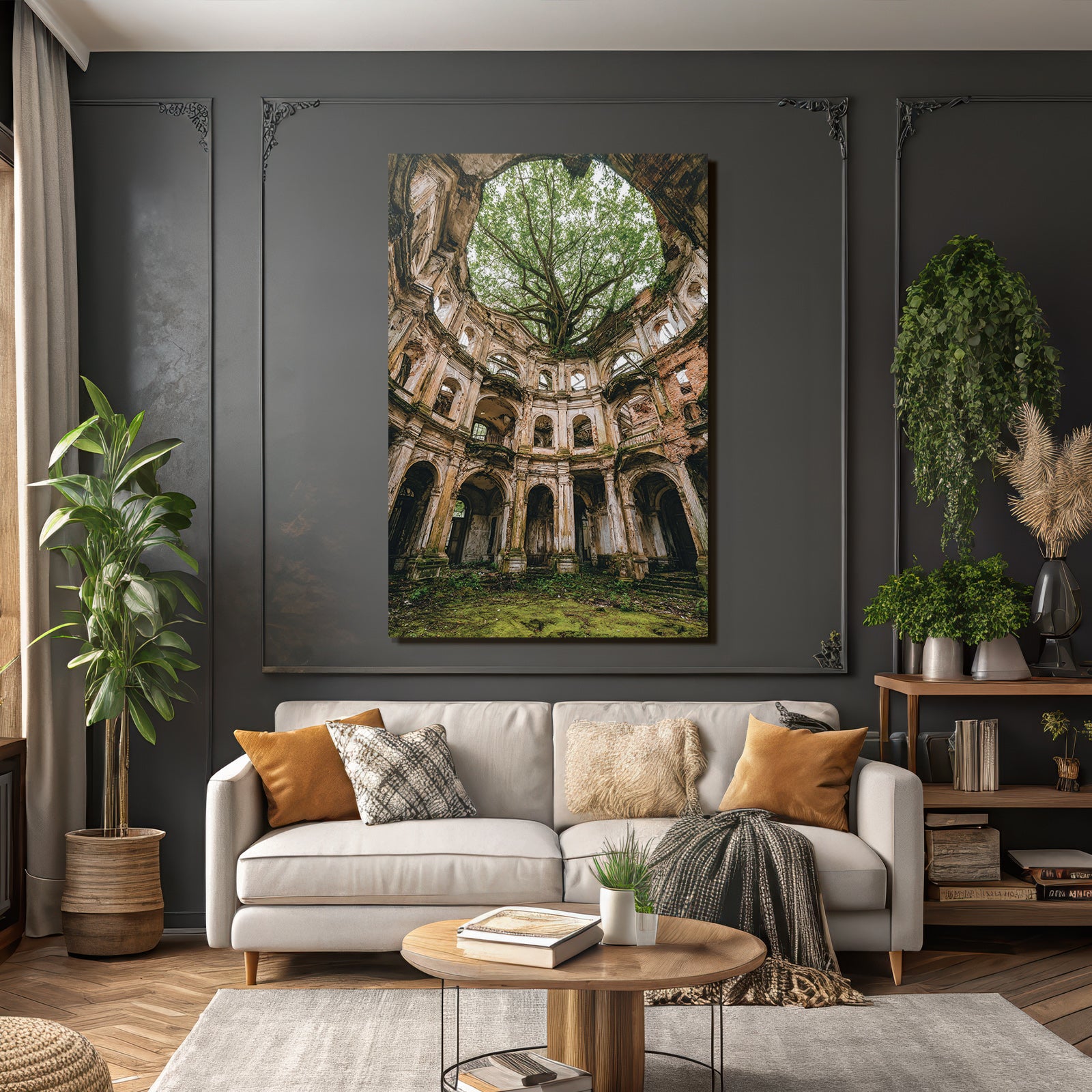 Verlassene Gebaeude Und Baum Wachsend Durch Mitte Ornamentale Elemente | Lost Places | Architektur