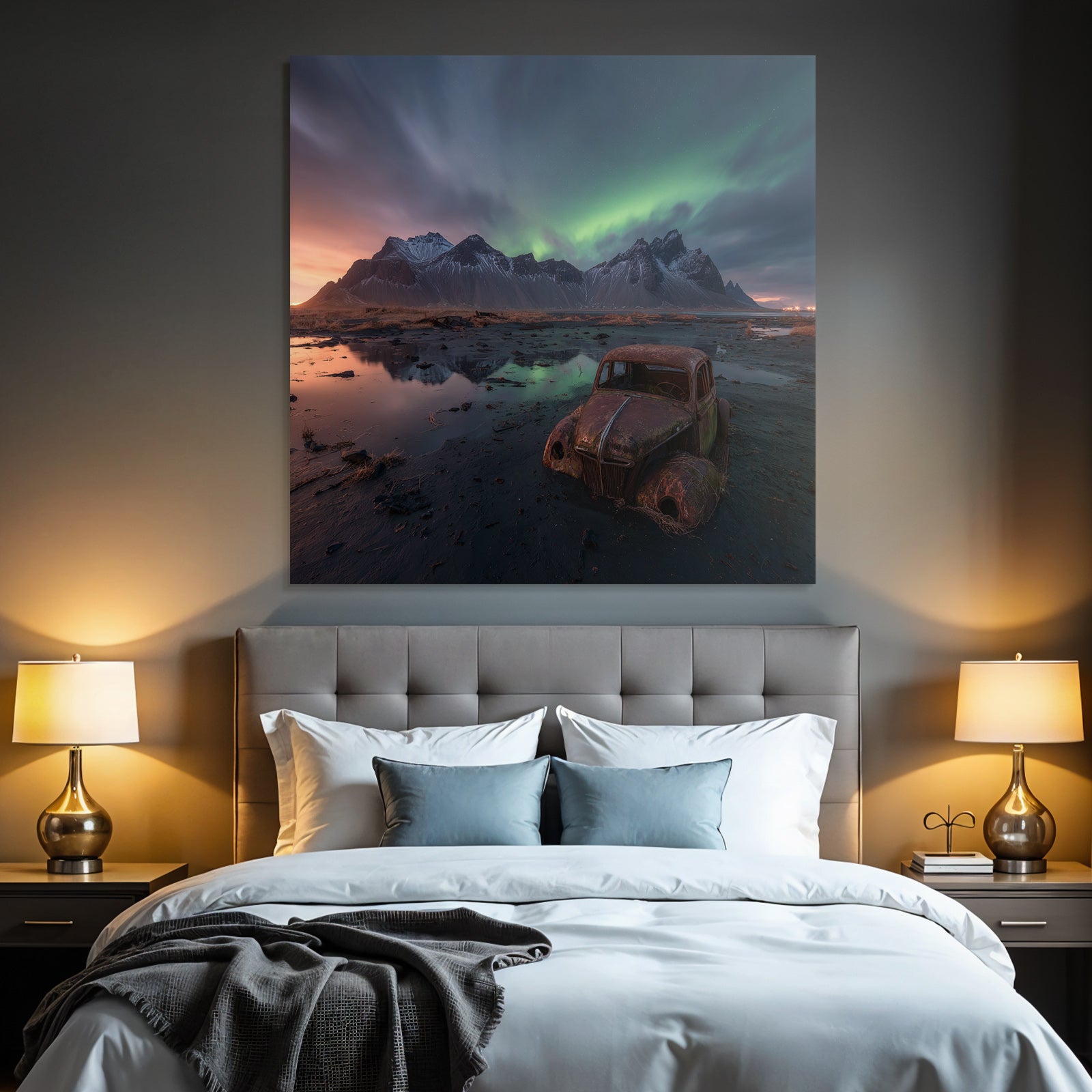 Polarlicht Rustiger Alter Wagen Im Vordergrund Unter Aurora Borealis Himmel | Fjorde und Gletscher | Landschaften
