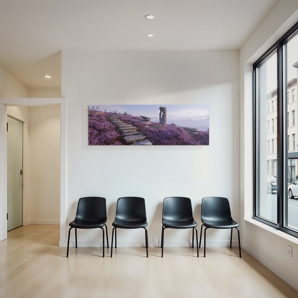 Ruhige Landschaft Mit Steinstufen Und Violetten Blumen | Duenen und Heide | Landschaften