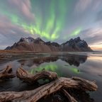 Polarlicht Natürliche Landschaft Mit Aurora Borealis Und Reflexionen | Fjorde und Gletscher | Landschaften