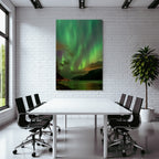 Polarlicht Nordlichter Aurora Borealis Nacht Himmel Bergblick Reflexion Wasser | Fjorde und Gletscher | Landschaften
