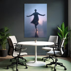 Yoga Meditation Tanzende Figur In Nebliger Umgebung Etherale Schönheit Und Tranquilität | Yoga und Meditation | Themen und Hobbys