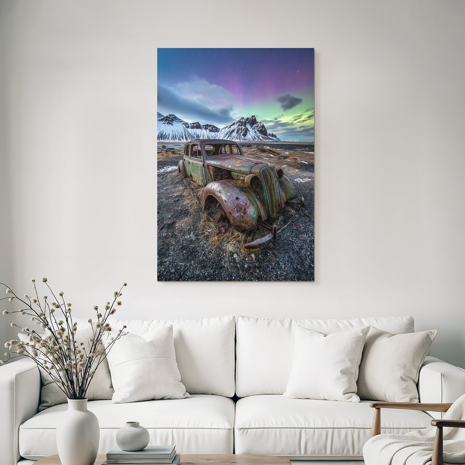 Polarlicht Rustiger Vintage Auto In Rugged Landschaft Mit Aurora Borealis | Fjorde und Gletscher | Landschaften