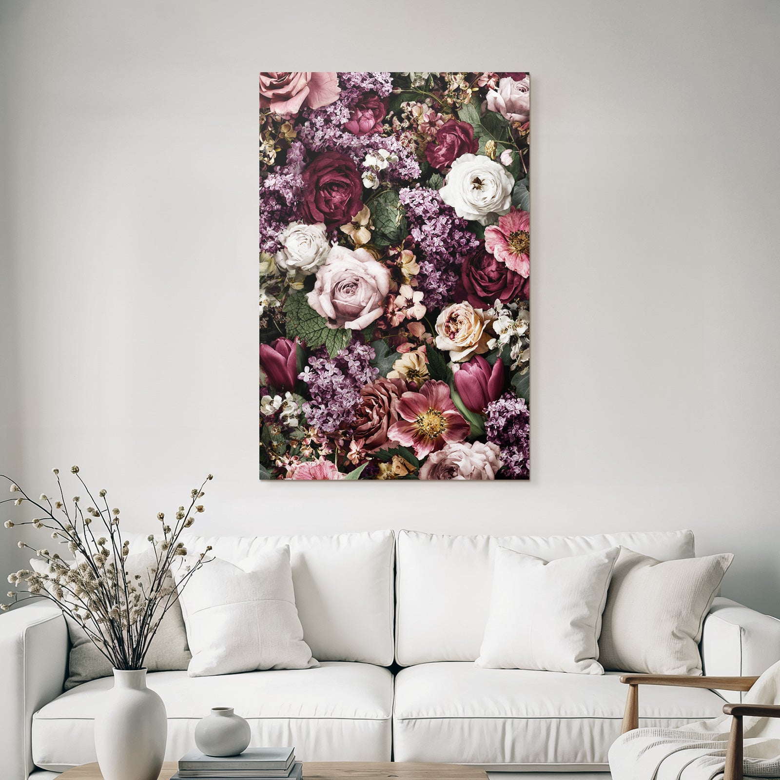 Florale Anordnung Mit Rosen Tulpen Und Flieder Rosa Lila Und Weiss